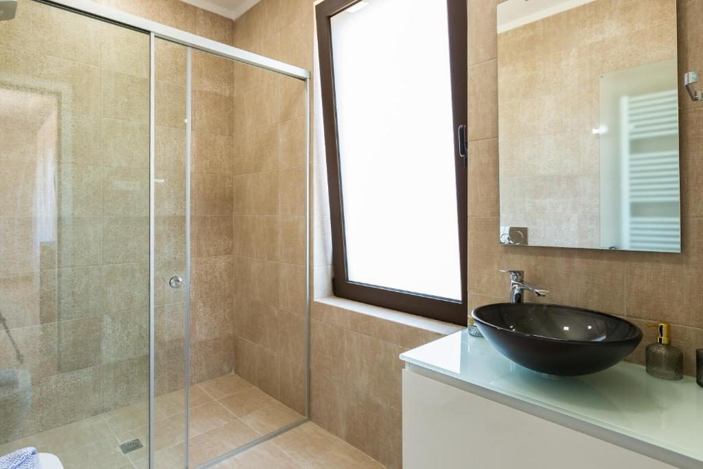 Koupelna v ubytování Eudora Luxury Stone Villa