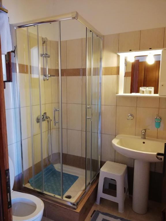 Koupelna v ubytování Hotel Paradise