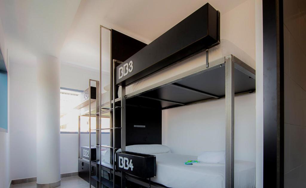 Kuchyň nebo kuchyňský kout v ubytování Bea Beach Hostel