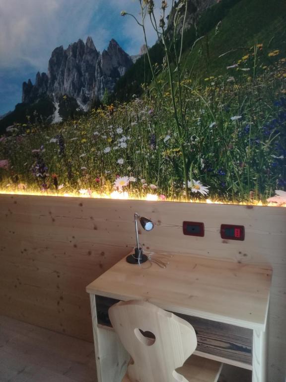 Nespecifikovaný výhled na hory nebo výhled na hory při pohledu z hotelu