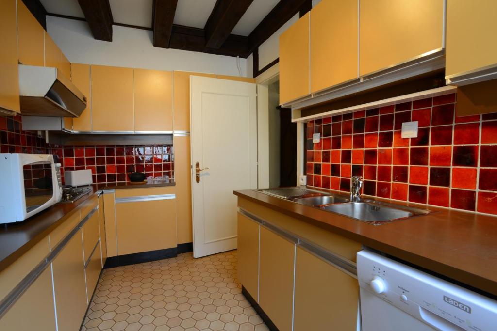 COLMAR city center place de l'Ancienne Douane - Apartment "MARIE" - – photo 11