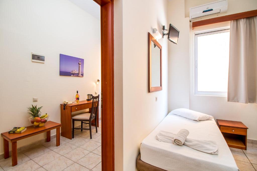 Postel nebo postele na pokoji v ubytování Filmar Hotel, Ixia, Rhodes