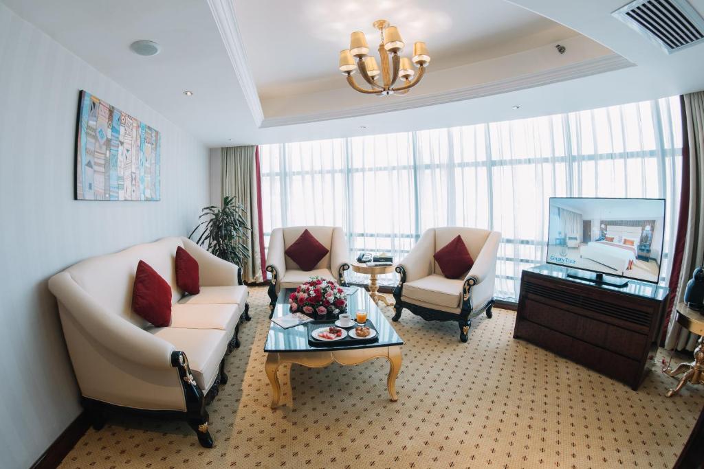 Golden Tulip Addis Ababaにあるシーティングエリア