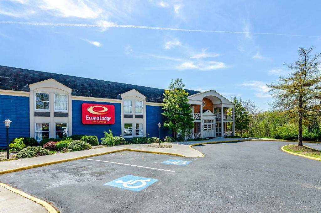 Půdorys ubytování Econo Lodge Inn & Suites Radford-Blacksburg Area