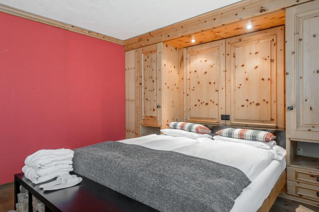 Postel nebo postele na pokoji v ubytování Boutique Hotel Cervus