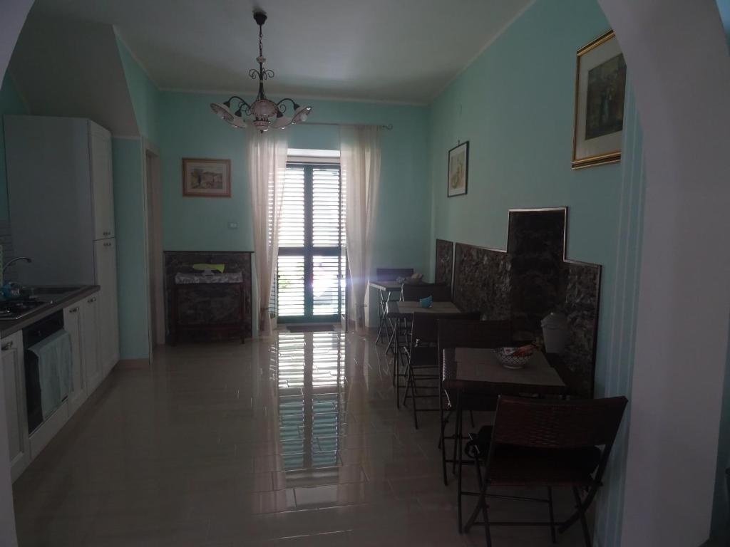 Kuchyň nebo kuchyňský kout v ubytování B&B Alòs