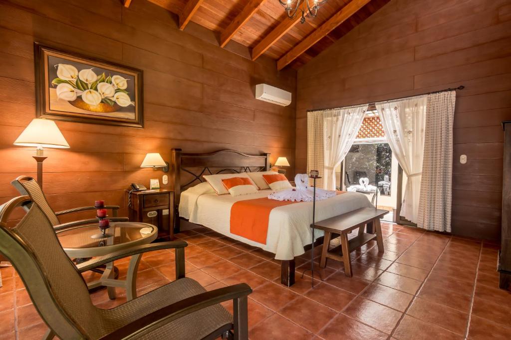 Hotel El Silencio del Campo - Romantische Villa Mit Whirlpool