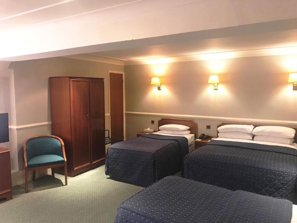 Cairn Hotel - Superior Family Room