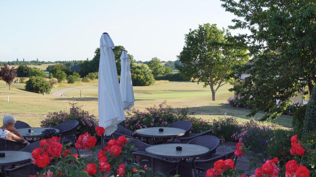 Jardín al aire libre en Møn Golf Resort - Hotel Præstekilde