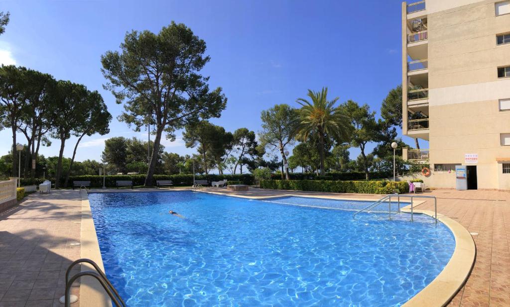 Bazén v ubytování Cala Dorada Rentalmar nebo v jeho okolí