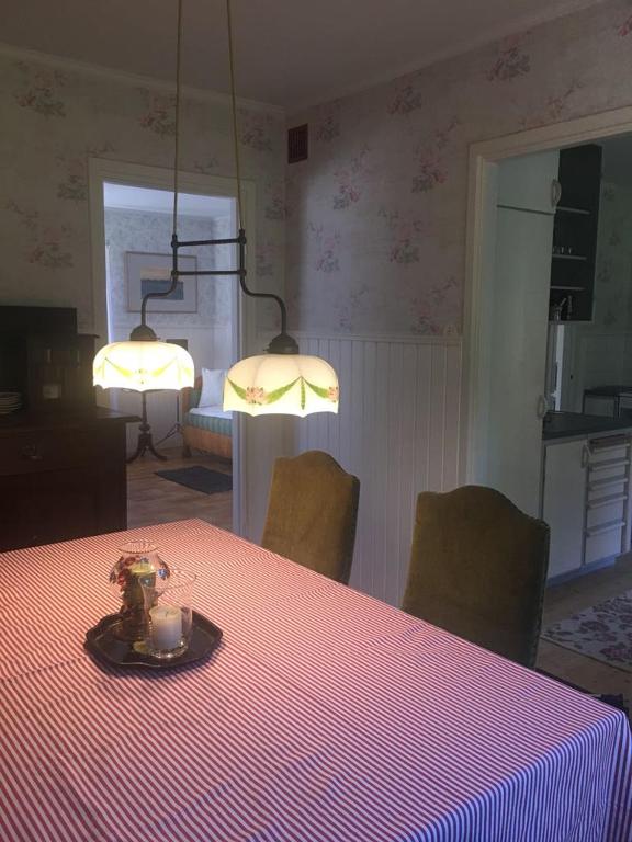 Postel nebo postele na pokoji v ubytování Kolstigenhus