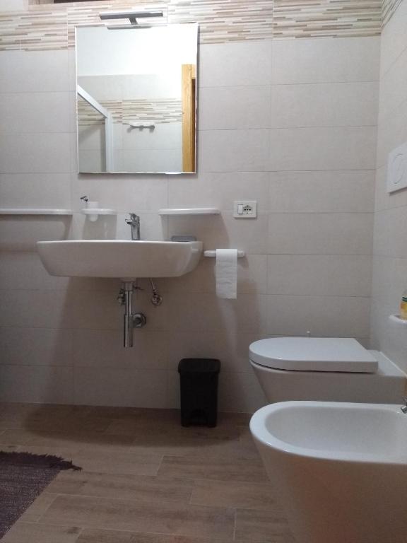 A bathroom at La casa di mare Salento