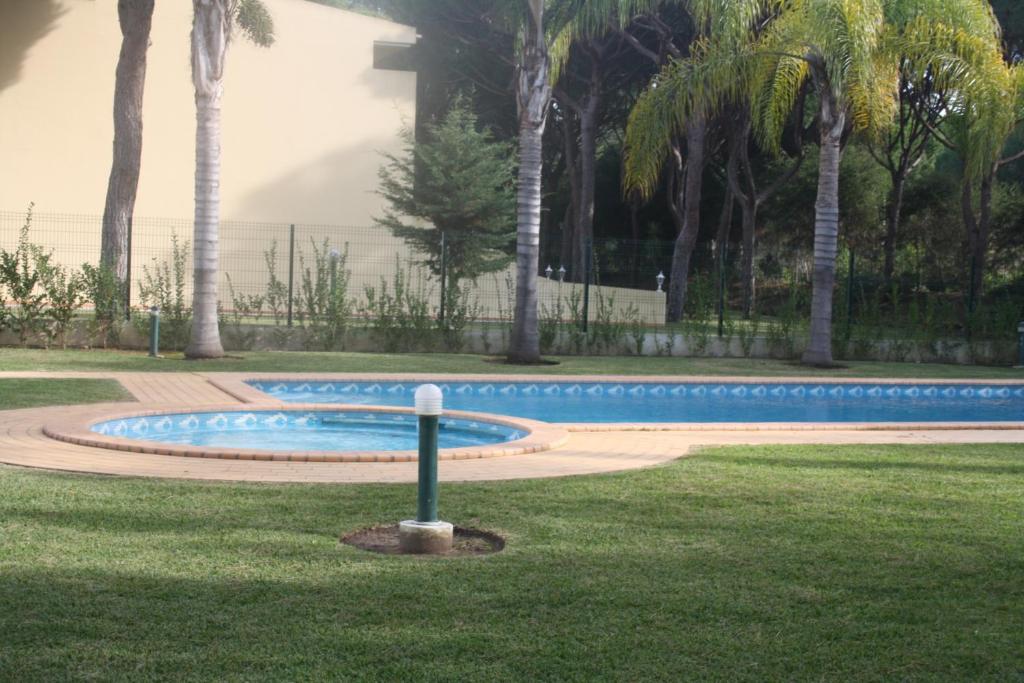 Vilamoura, Beach & Golfの敷地内または近くにあるプール