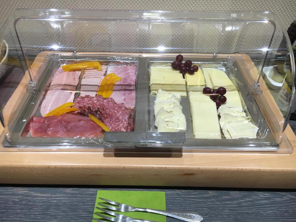旅馆内部或周边提供的食物