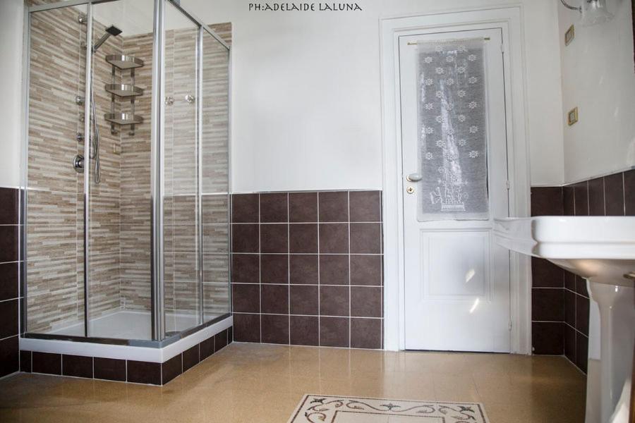 Łazienka w obiekcie Bnb Villa Lendi