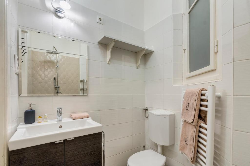 Kúpeľňa v ubytovaní Fashion Street Luxury Apartment