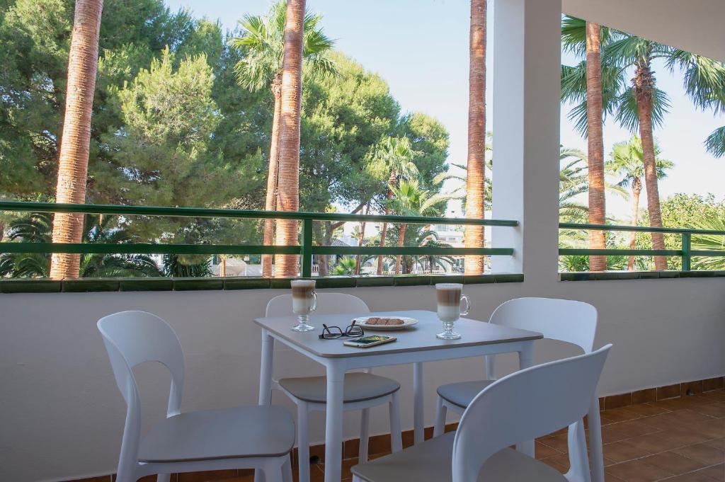 Balkón nebo terasa v ubytování Aparthotel Pierre & Vacances Mallorca Cecilia