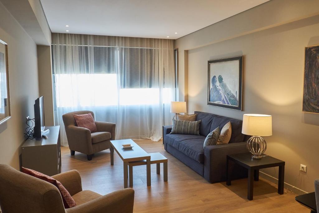 Athens Center Panoramic Flats - 13