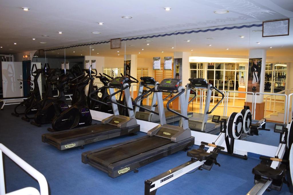 Fitness centrum a/nebo fitness zařízení v ubytování Hotel Lövér Sopron
