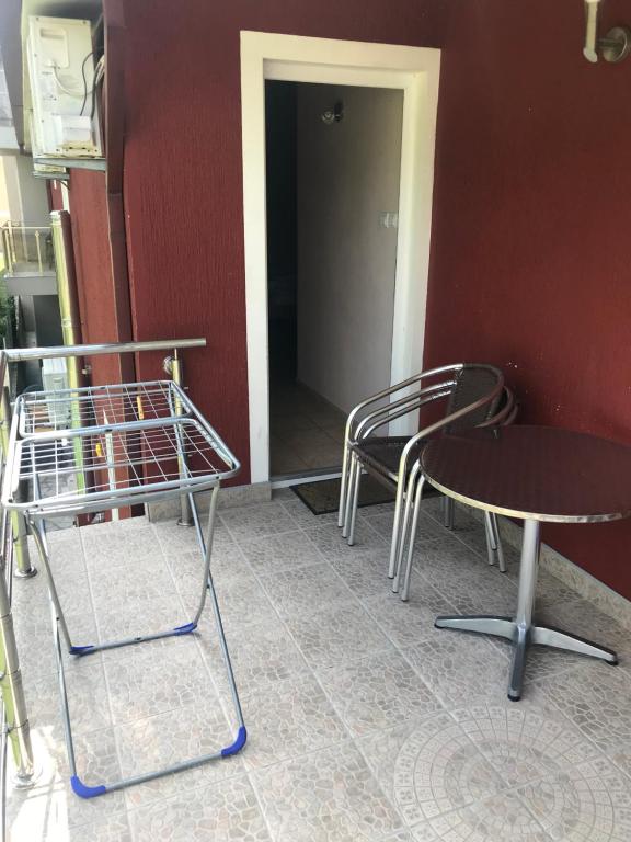 Fotografie z fotogalerie ubytování Apartmani Tomovic v destinaci Sutomore