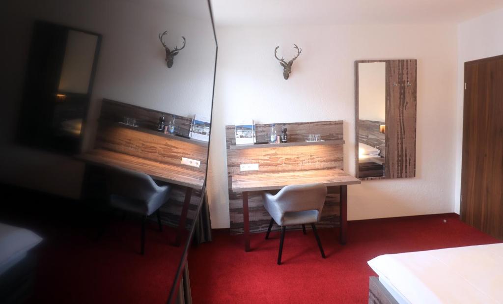 Postel nebo postele na pokoji v ubytování stadthotel miya
