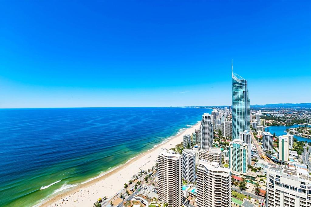 H Luxury Residence Apartments - Holiday Paradise - 次顶层公寓三卧室公寓，可欣赏海景