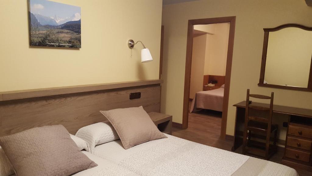 Hotel Naranjo De Bulnes - 