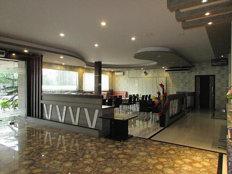 Grand Krakatau Hotel
