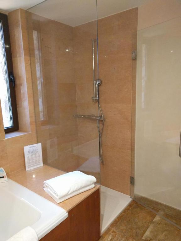 Un baño de Parador de Lorca