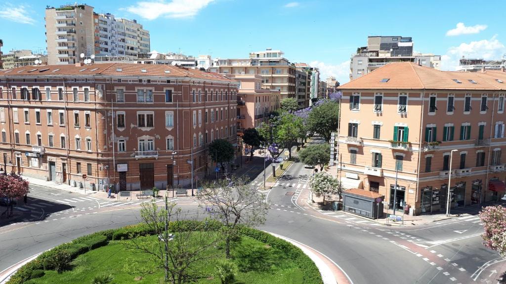 Dante Alighieri Guest House - Double Or Twin Room With City View