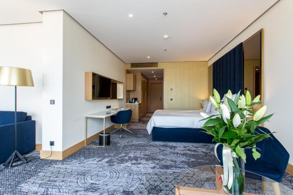 Swissotel Sarajevo - Младший люкс