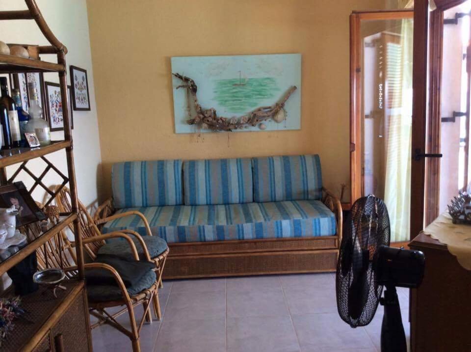 Posezení v ubytování beautiful home, by the sea,comfortable-siviri chalkidiki