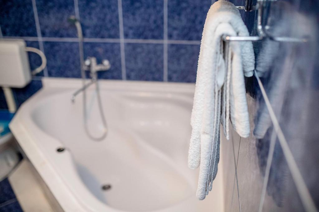 Koupelna v ubytování Guesthouse Šime