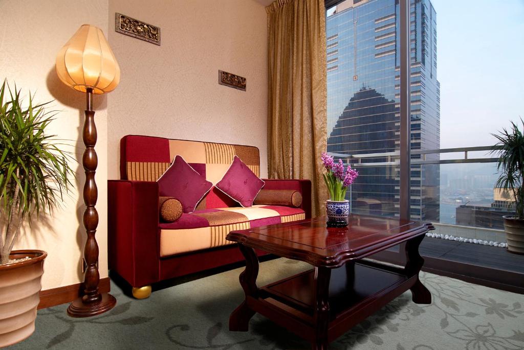 Lan Kwai Fong Hotel - Kau U Fong 4