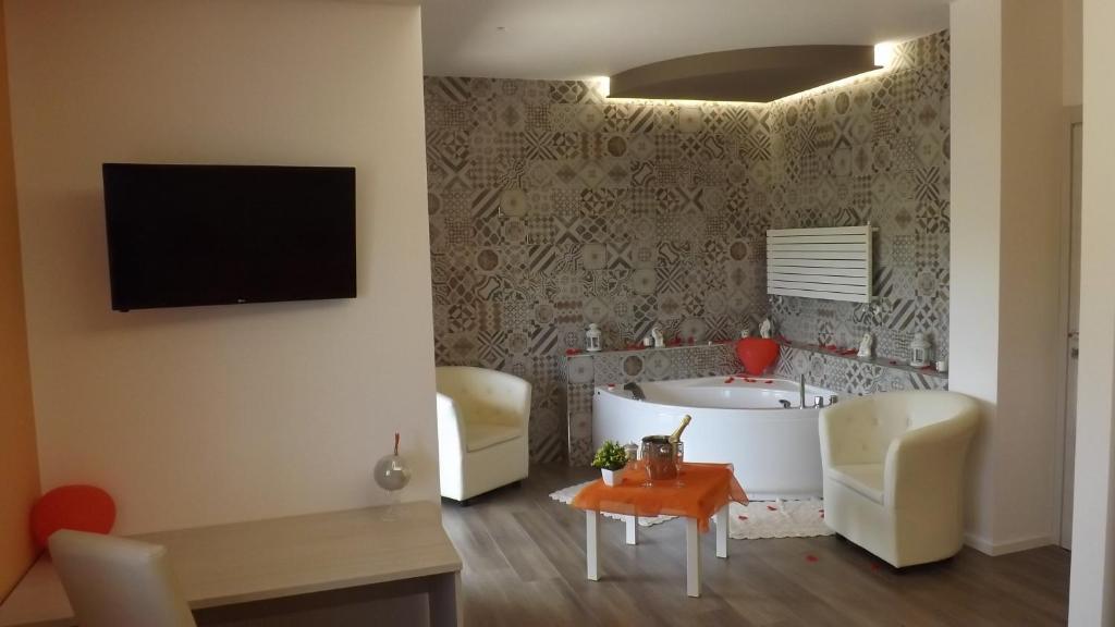 Villa Ulivi - Suite De Luxe Avec Baignoire Spa
