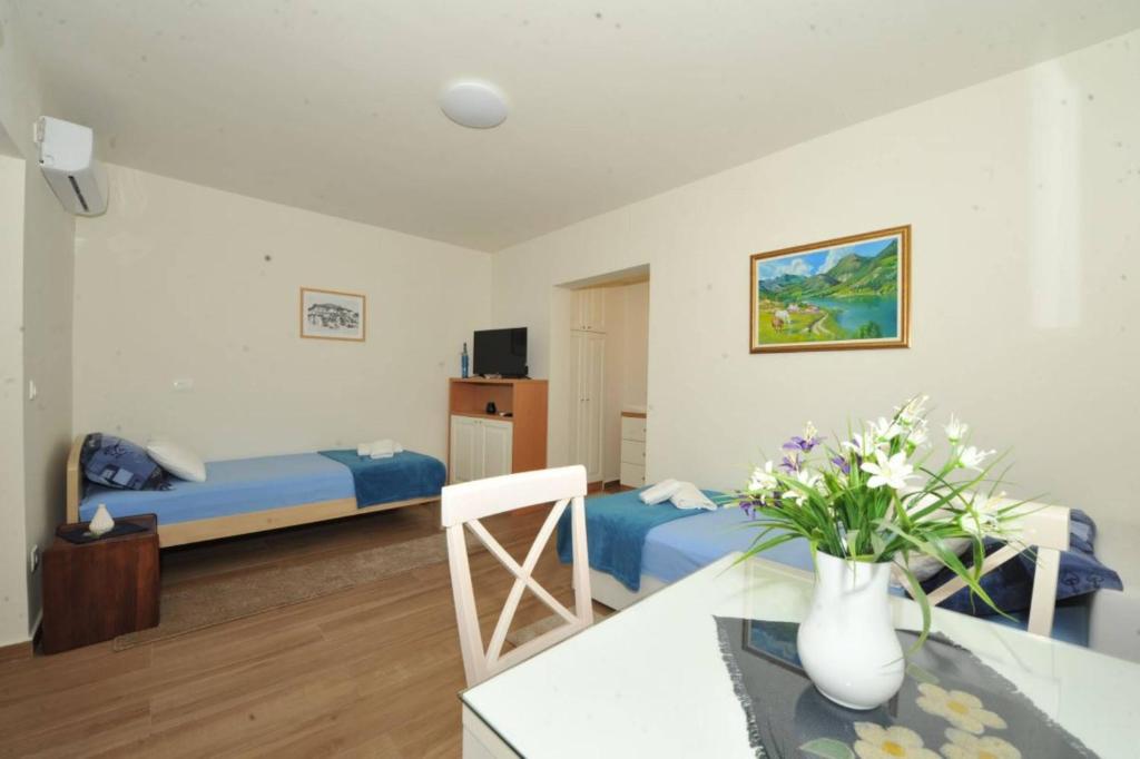 Apartments Olive - 1