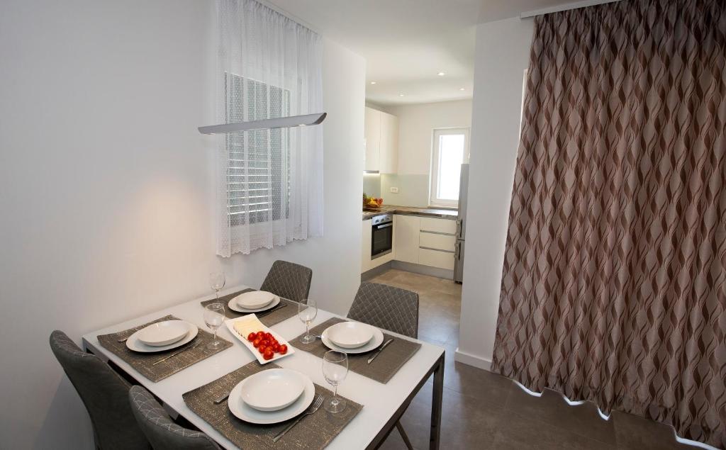 Fotografie z fotogalerie ubytování Apartments Lanterna v Rogoznici