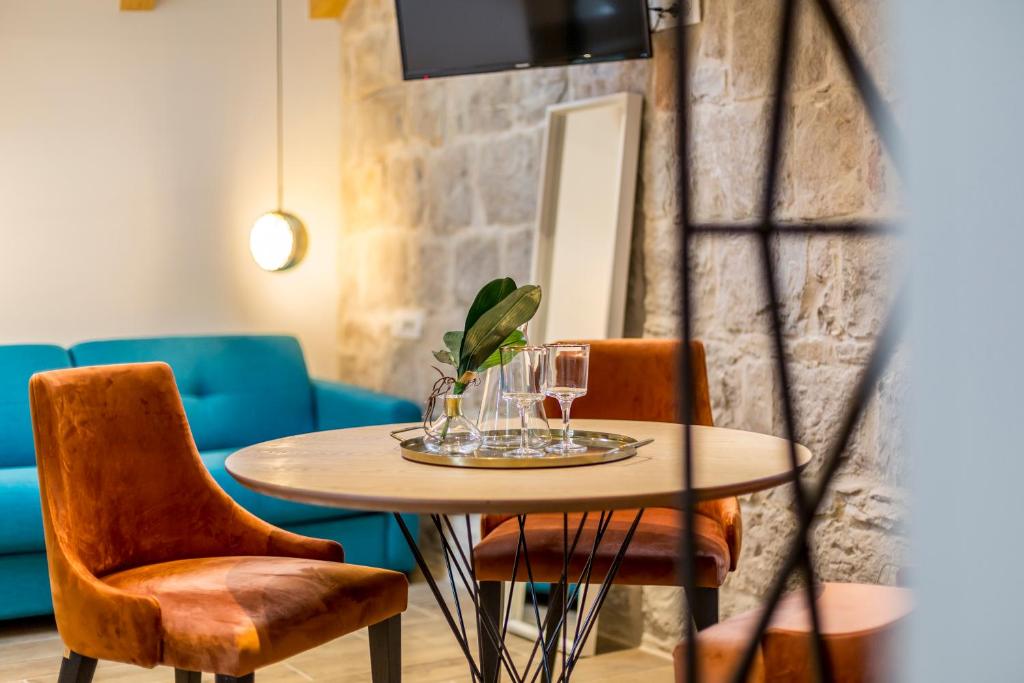 Posezení v ubytování Miara Luxury Rooms