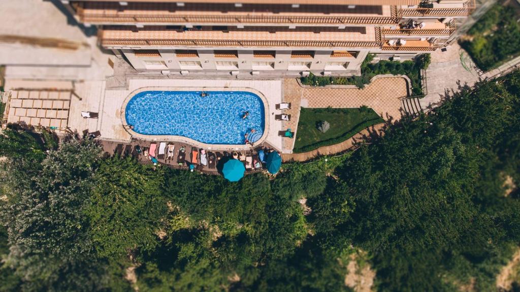 Bazén v ubytování Olympia Garden Hotel nebo v jeho okolí