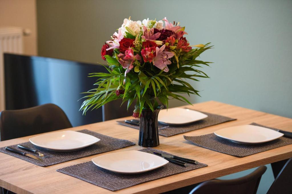 Angelo Del'Arte Estate - 7