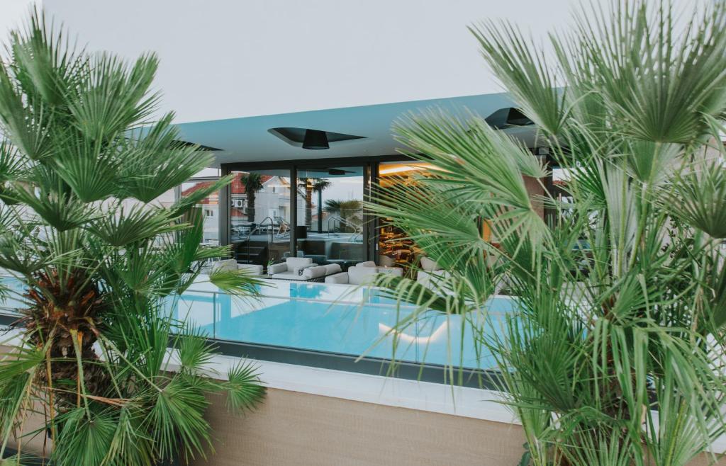 Bazén v ubytování Boutique Hotel Ani - Adults Only nebo v jeho okolí