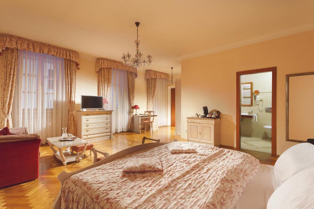 Boutique Hotel Constans - Resim 27