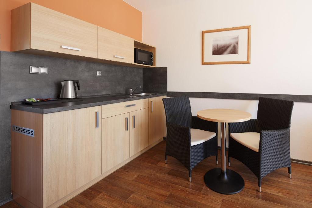 Kuchyňa alebo kuchynka v ubytovaní JBX Resort Hotel Albatros