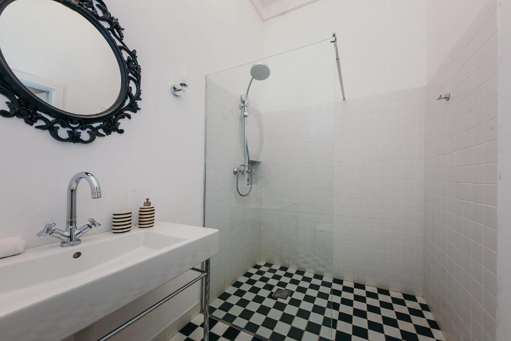 oompH Warsaw Central Elegant Apartment - 4