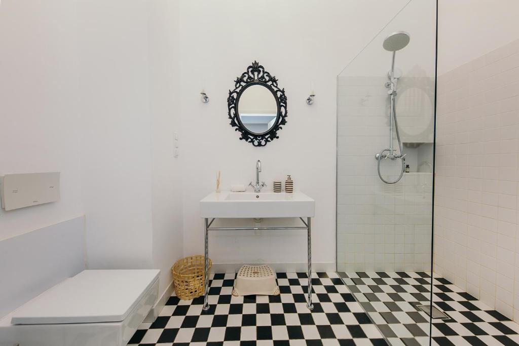 oompH Warsaw Central Elegant Apartment - 5