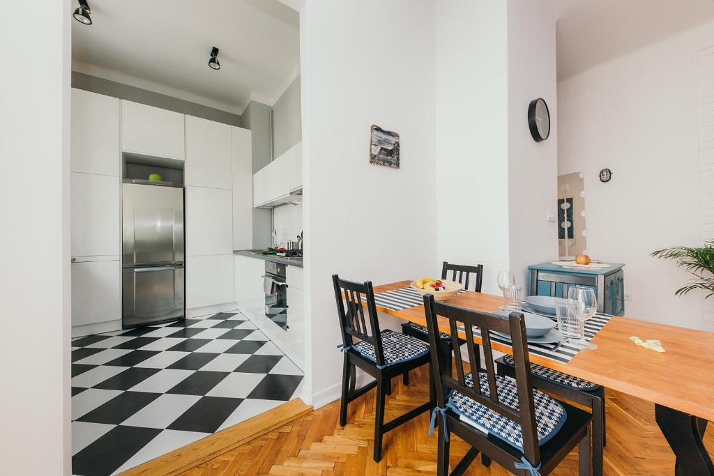 oompH Warsaw Central Elegant Apartment - 15