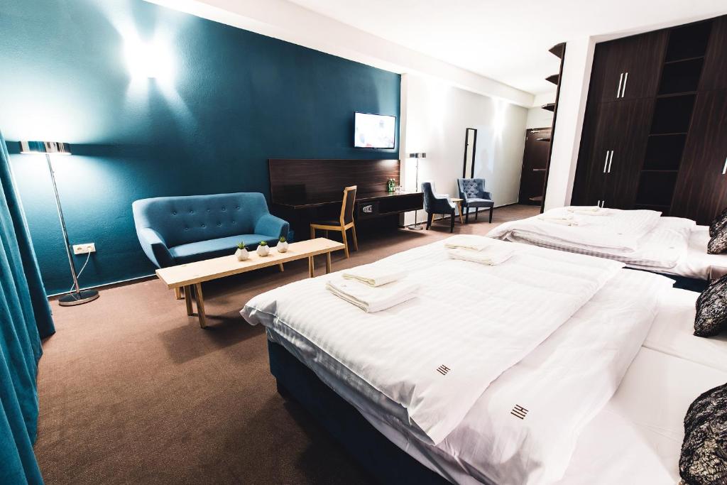 BOUTIQUE HOTEL11 with rooftop SPA - Resim 36