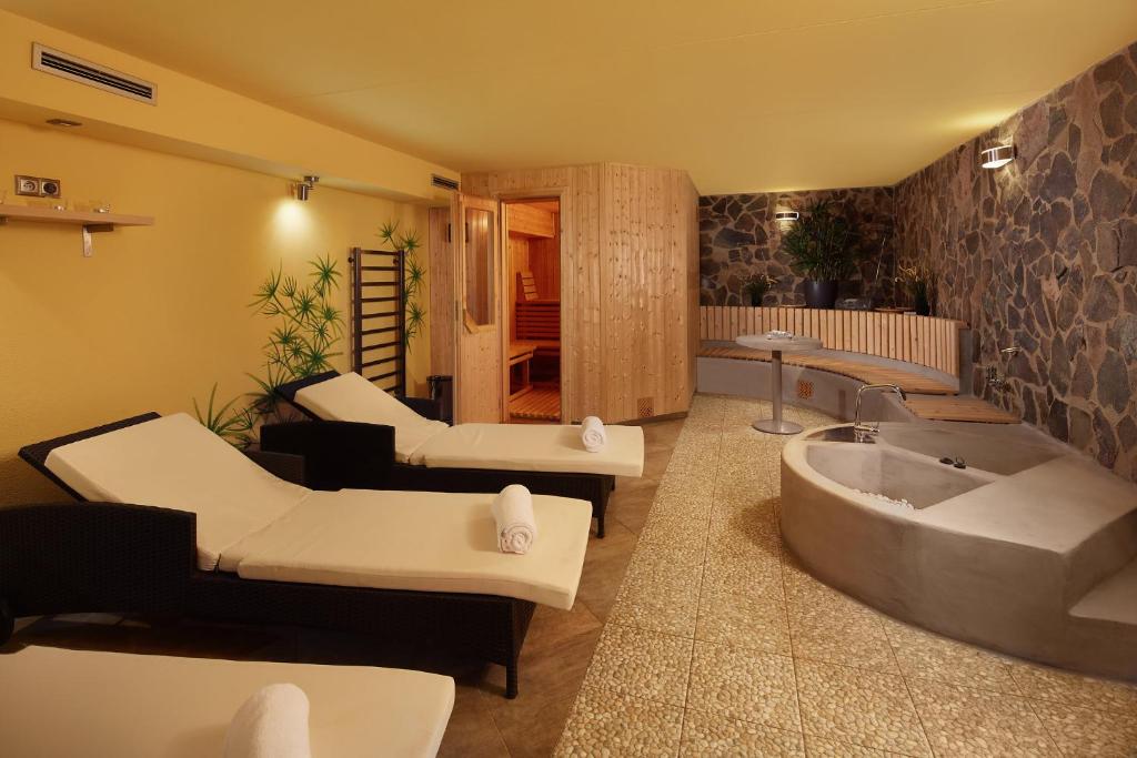 Posedenie v ubytovaní JBX Resort Hotel Albatros