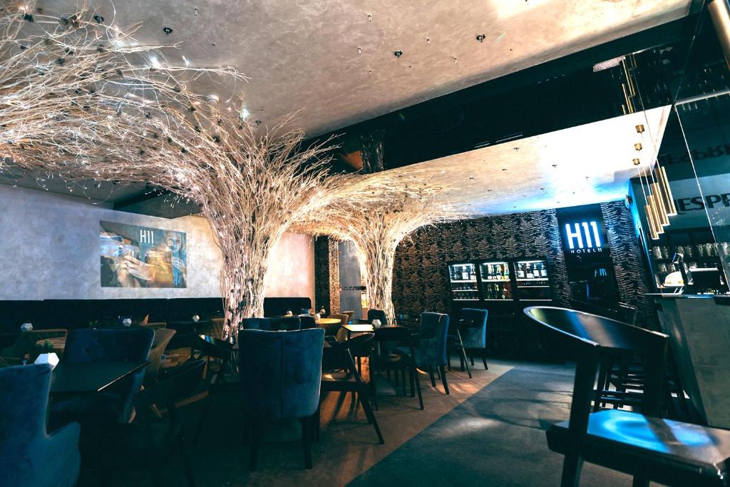 BOUTIQUE HOTEL11 with rooftop SPA - Resim 18