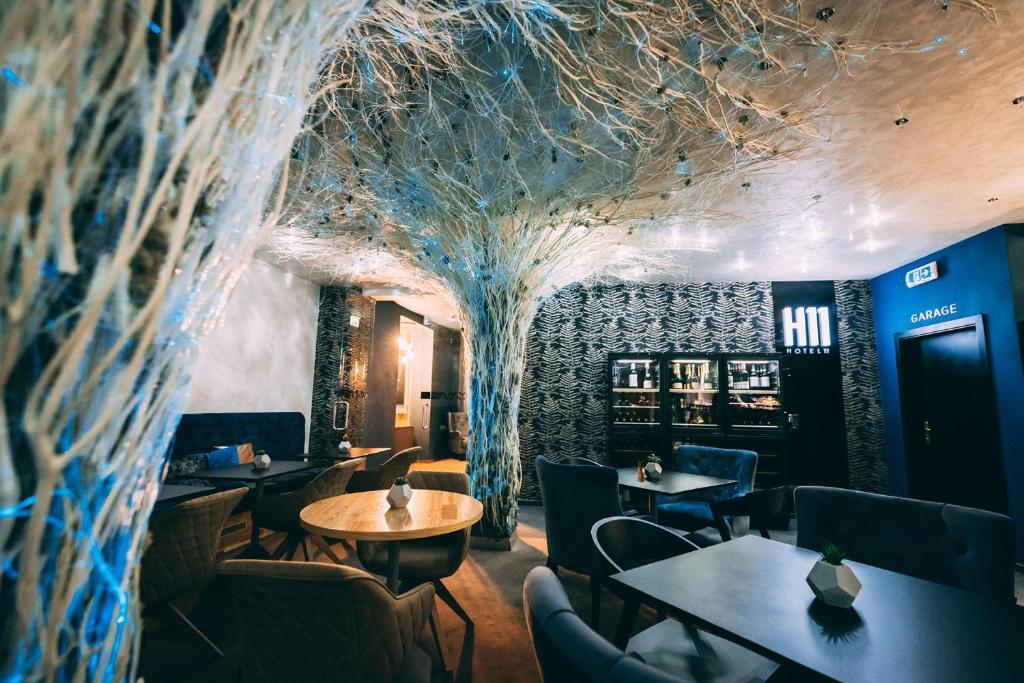 BOUTIQUE HOTEL11 with rooftop SPA - Resim 33